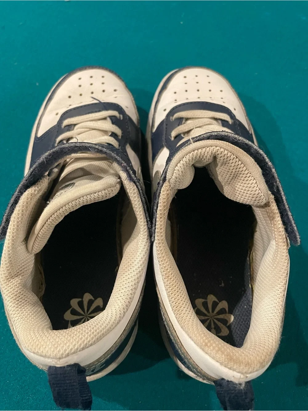 Nike Kids Navy, White and Silver Low-Top Sneakers